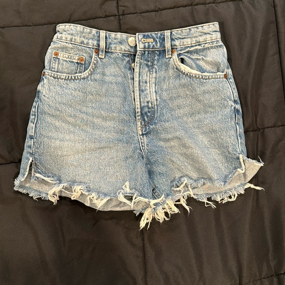Medium wash Jean shorts